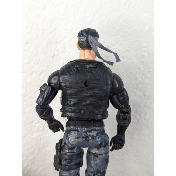 Marvel Legends The Punisher 6" Action Figure AS IS Camo Frank Castle 80 years - Picture 6 of 7